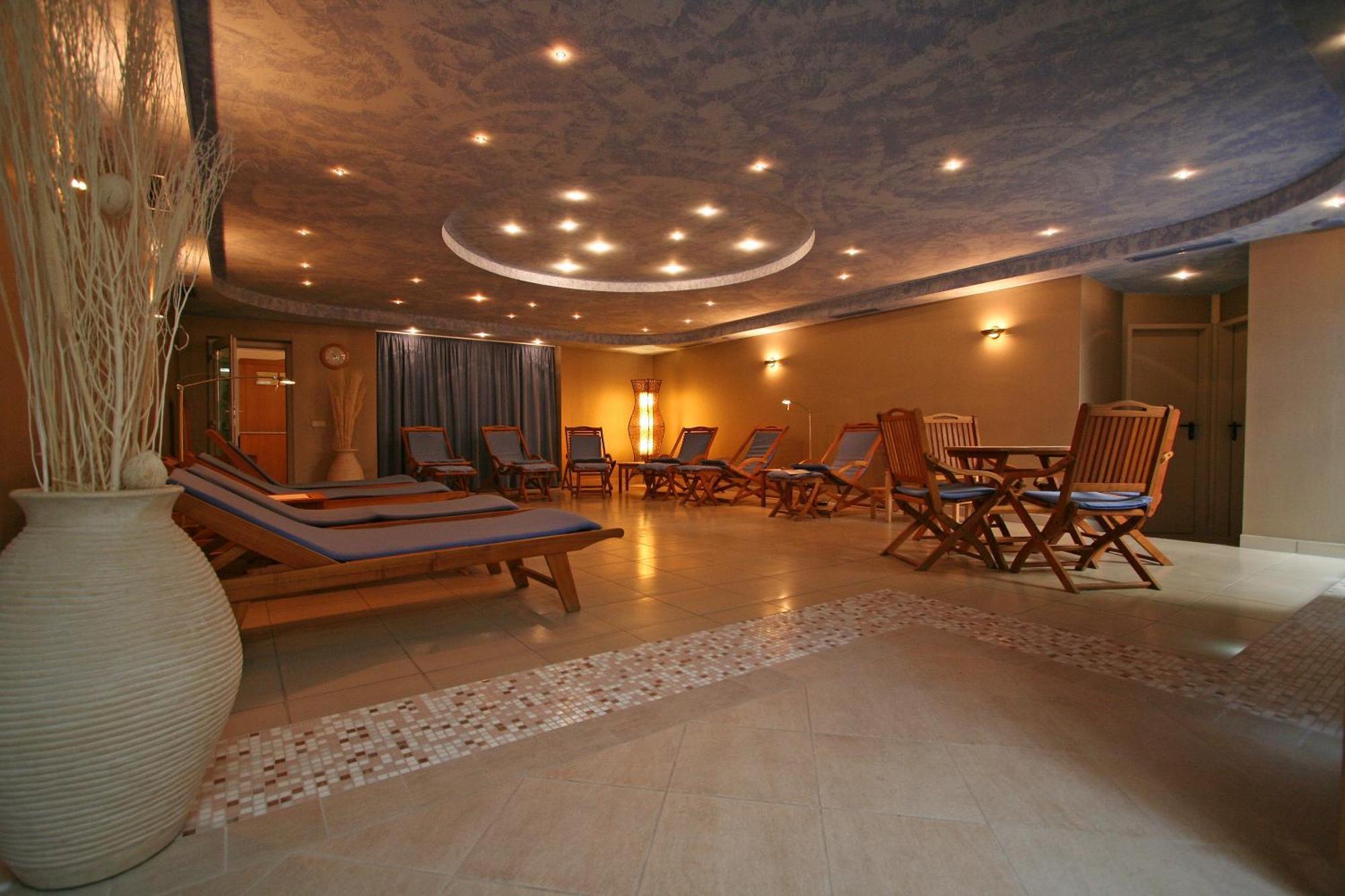 Tornacos Hotel - Hegykő Екстериор снимка