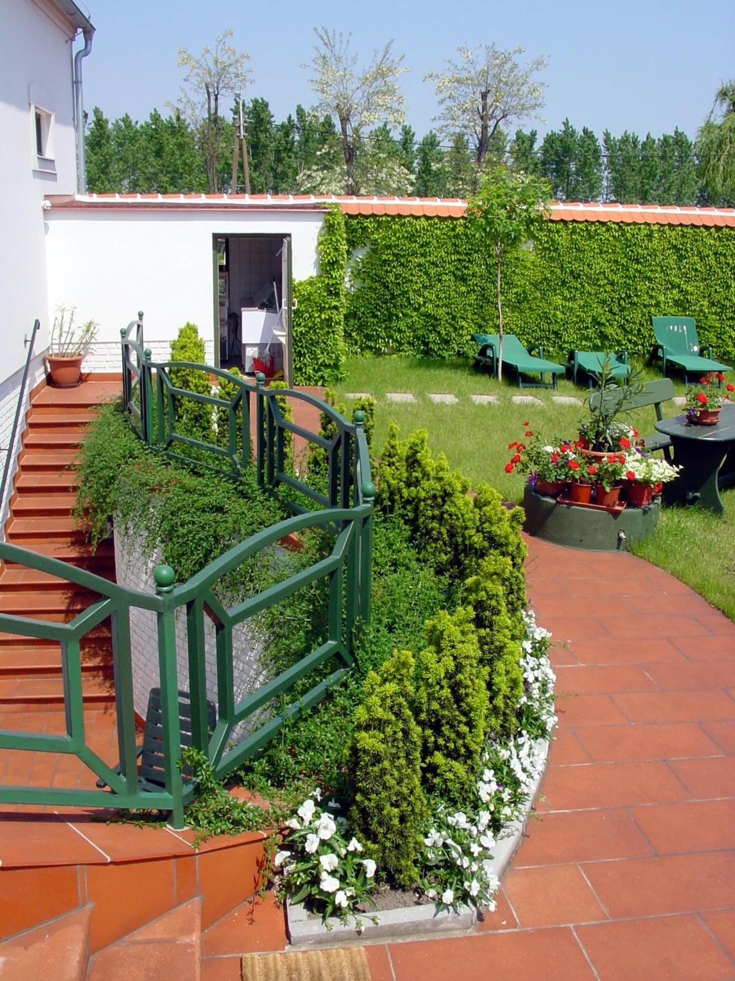 Tornacos Hotel - Hegykő Екстериор снимка