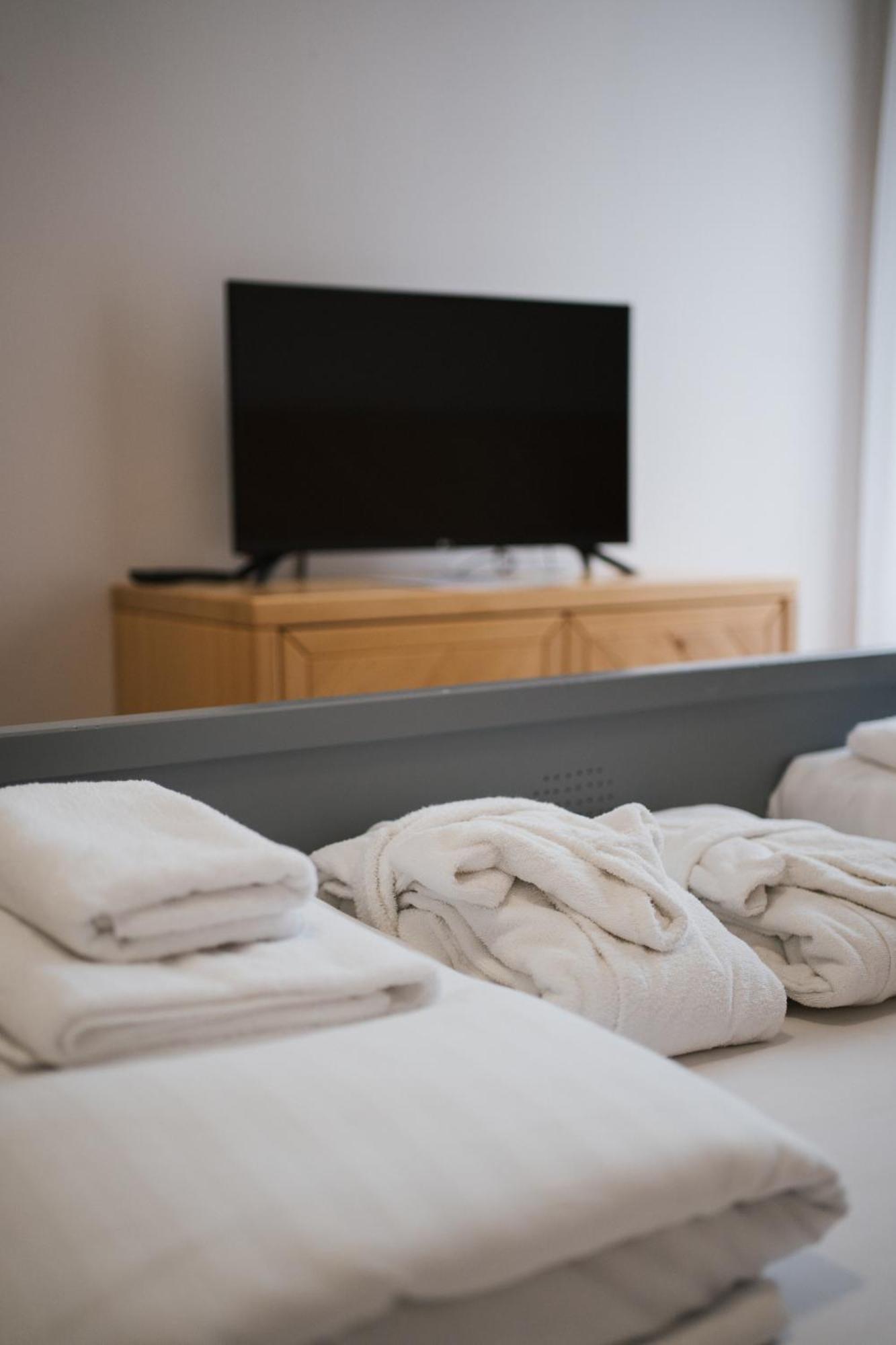 Tornacos Hotel - Hegykő Екстериор снимка