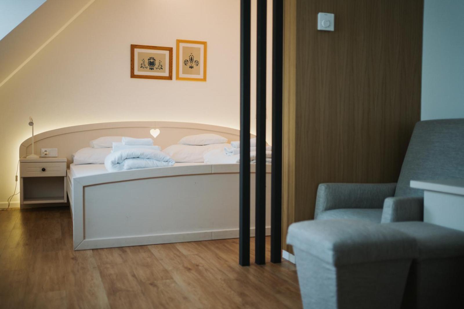 Tornacos Hotel - Hegykő Екстериор снимка
