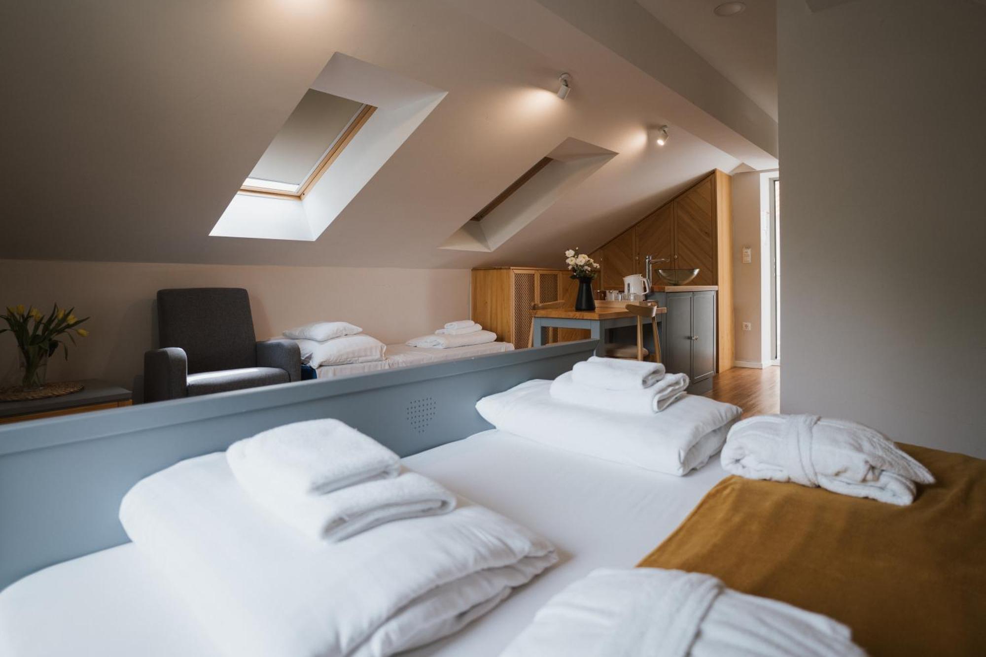 Tornacos Hotel - Hegykő Екстериор снимка